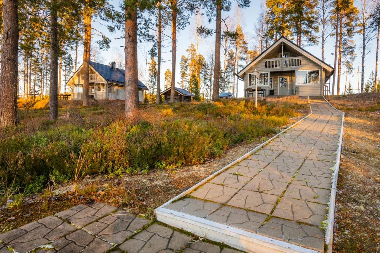 Lossisaari Tourist Center 4*