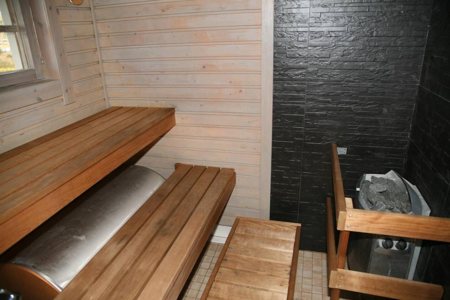 Lossisaari Tourist Center 4*
